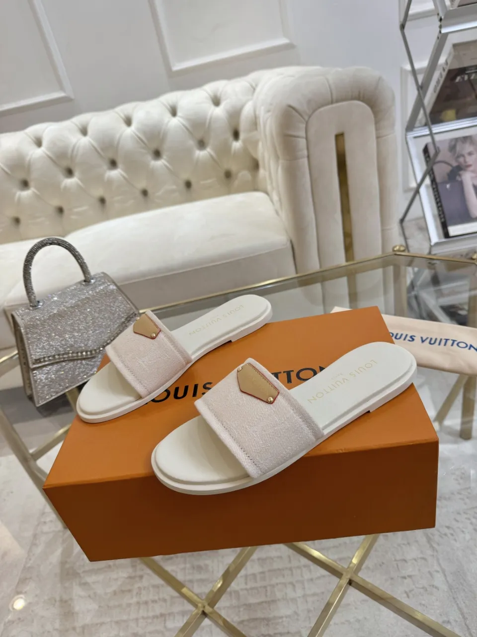 👟👟Ex-factory price 340👟👟 Genuine leather sole +40 Lv denim jacquard slippers, ex-factory price 70-43 Leather sole +40